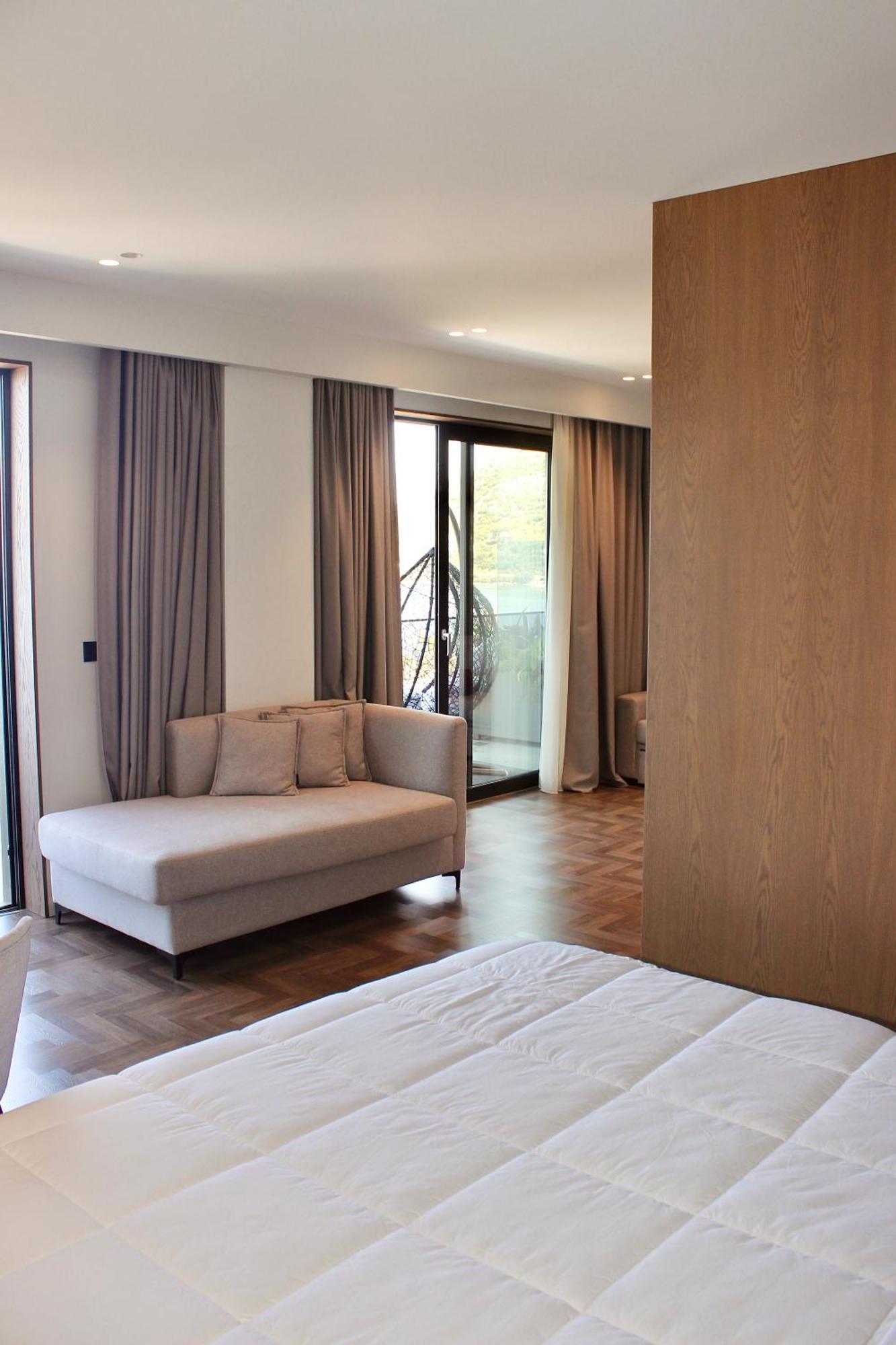 Mazarine Hotel, Vlore, Albania Radhimë Eksteriør bilde